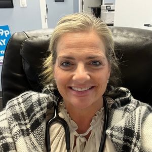 Meet your Posher, Becky